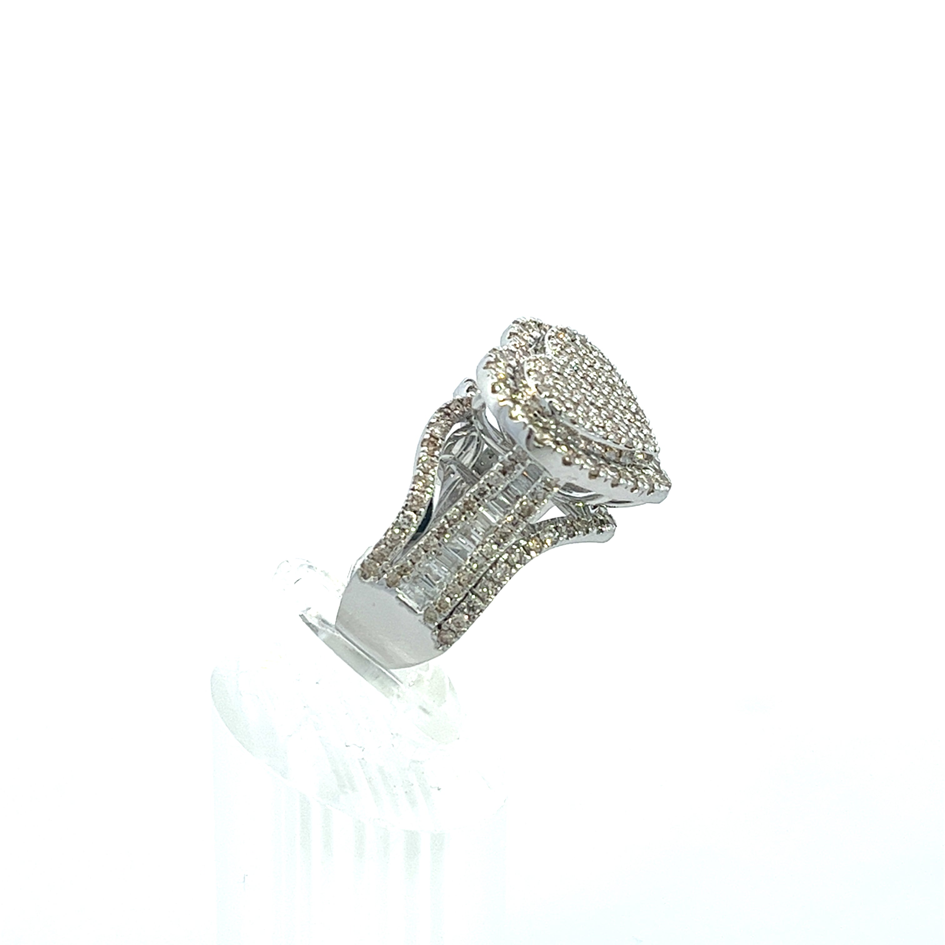 2.9CTW JUMBO DIAMOND HEART RING