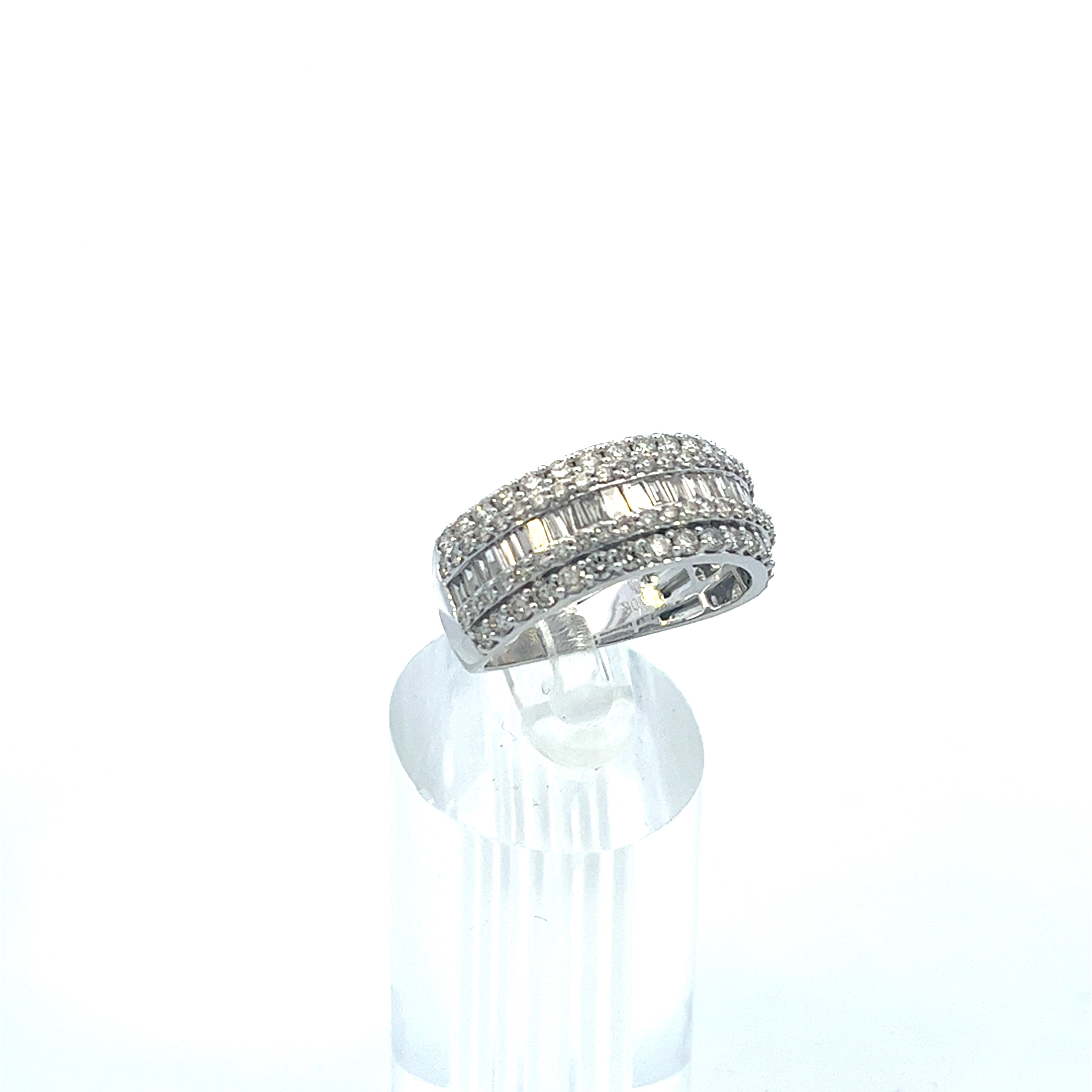 2.30CTW BAGUETTE DIAMOND BAND RING