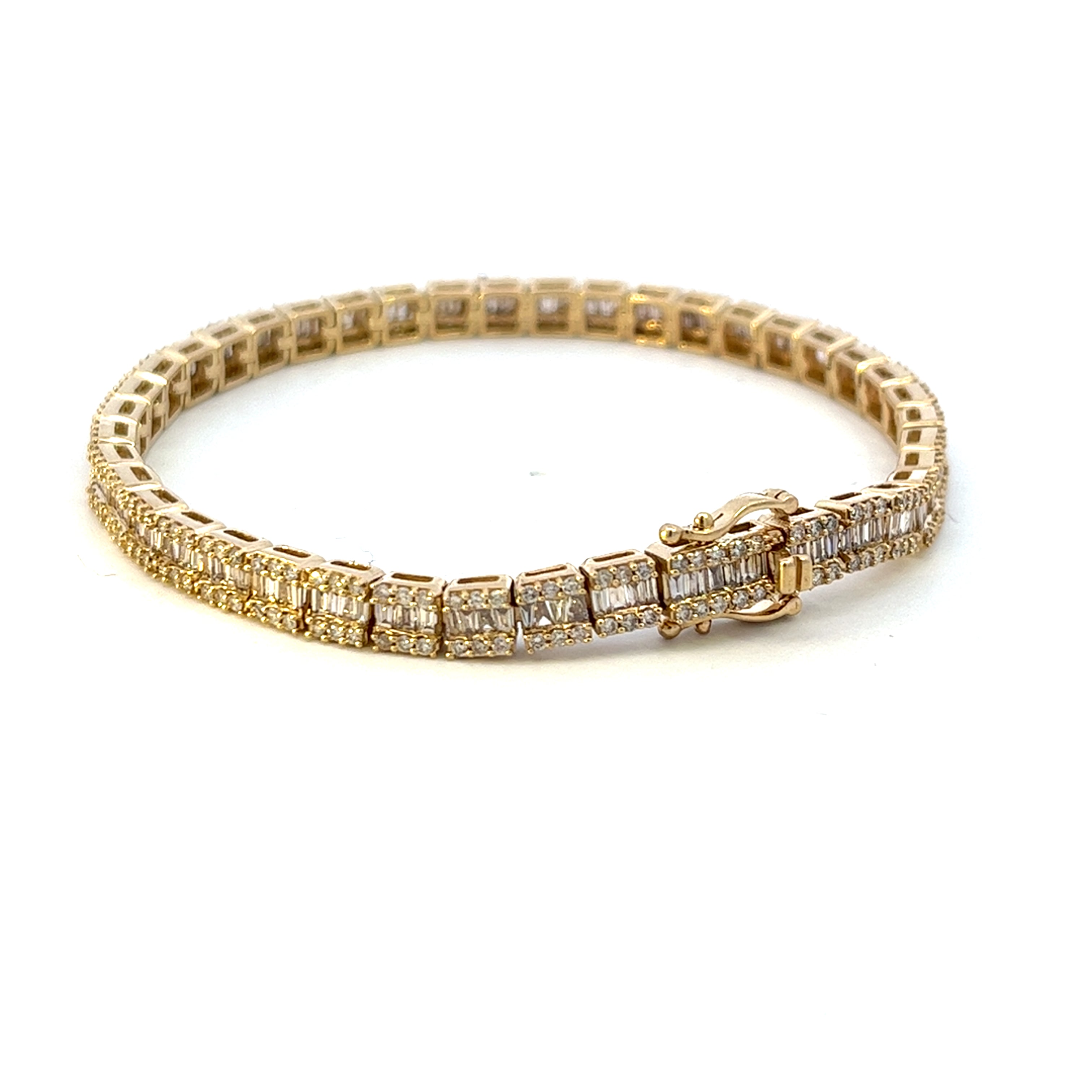 4.0CTW BAGUETTE DIAMOND BRACELET