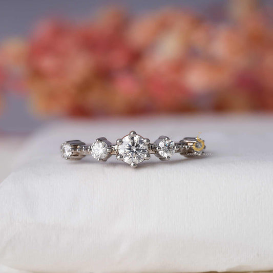 Graduated Round Wedding Ring First 