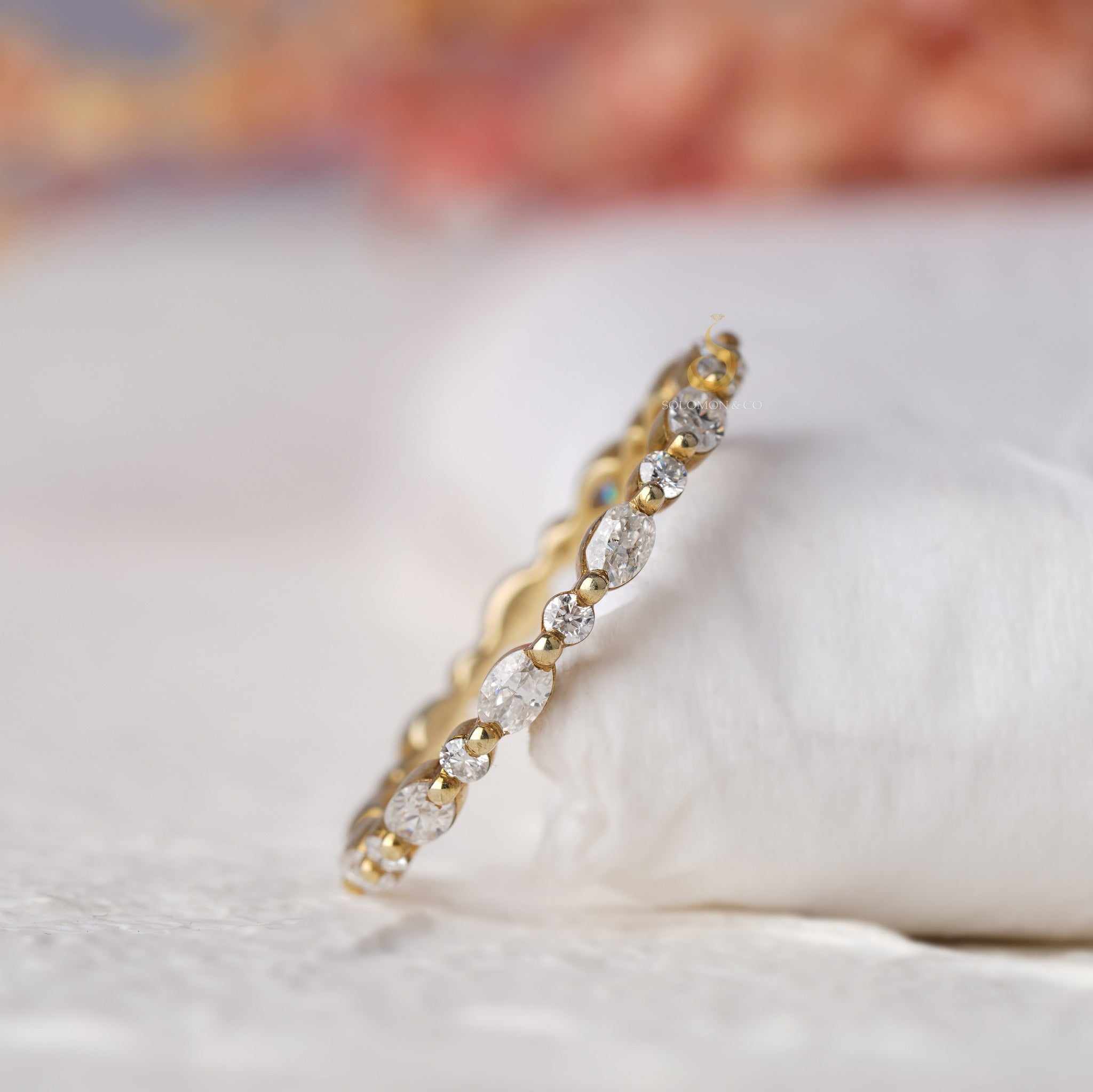 Alternating Oval Round Stackable Band