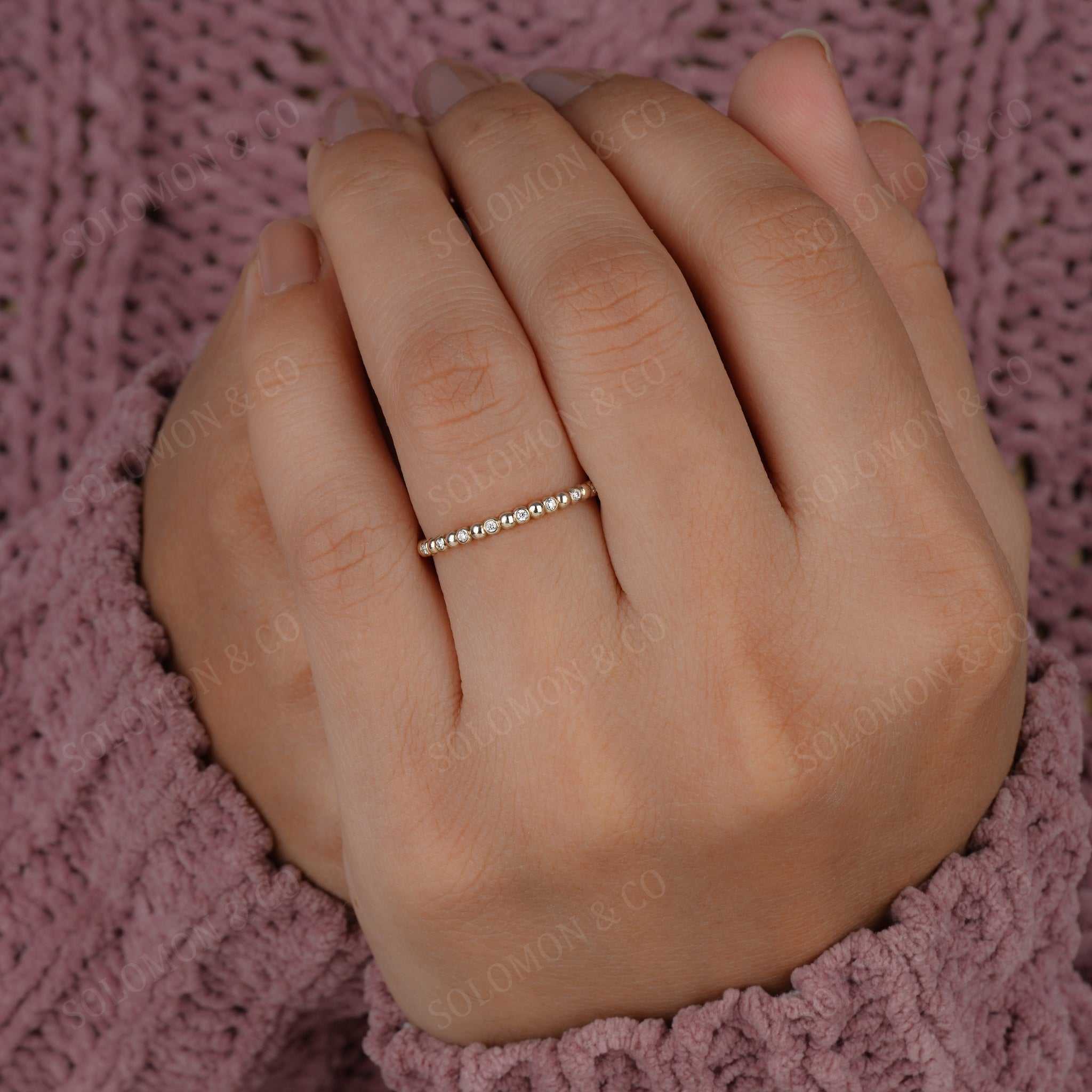 Bezel Round and Beaded Delicate Wedding Ring