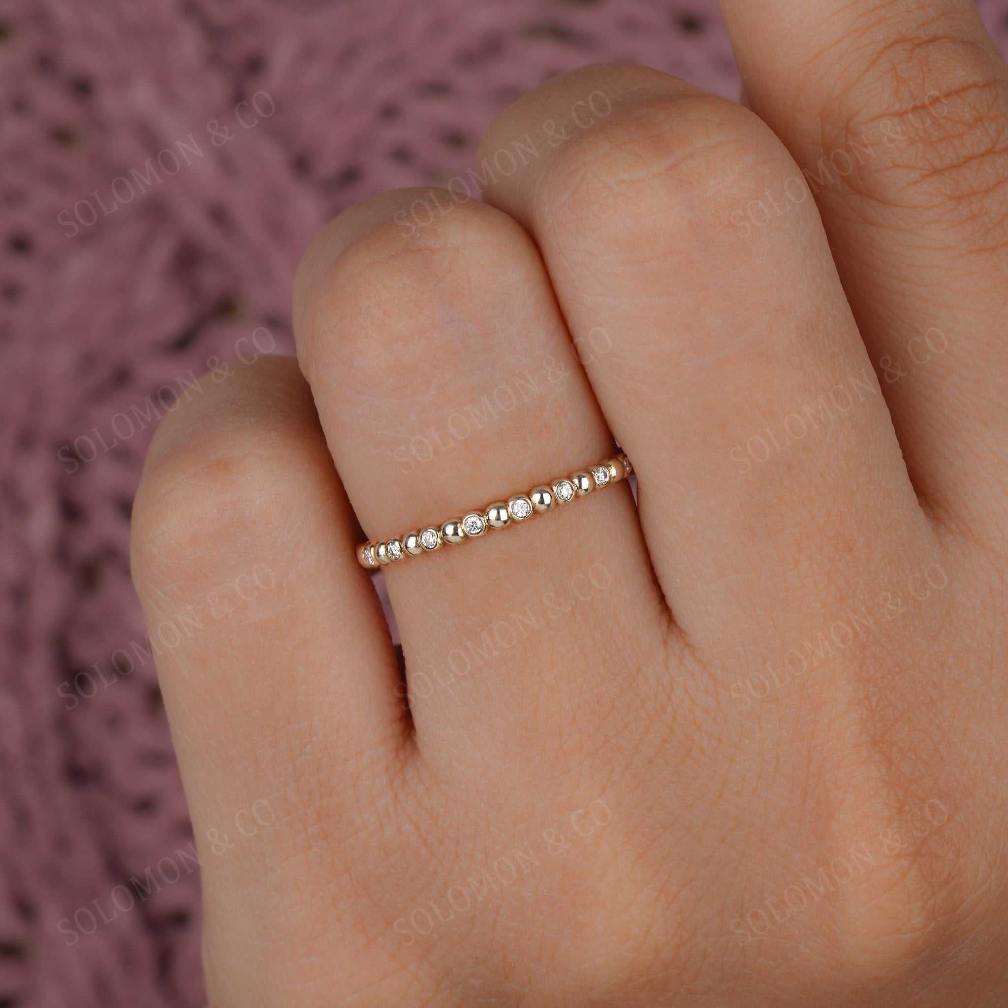 Bezel Round and Beaded Delicate Wedding Ring