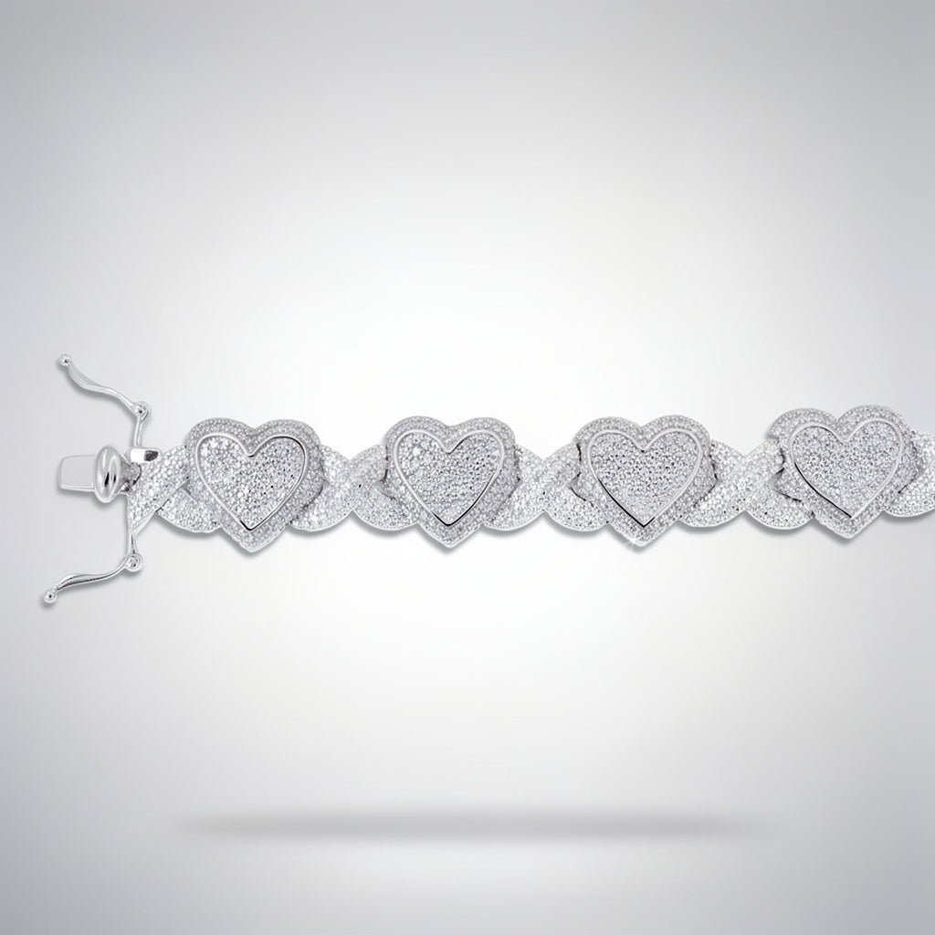 Pavé Diamond Heart-Link Bracelet | 10K Gold