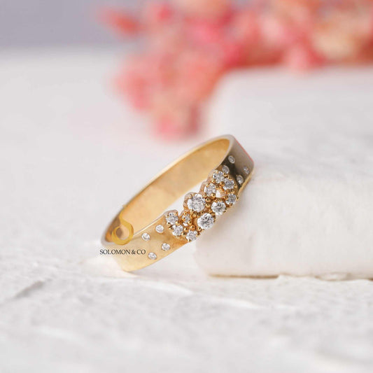 Wide Scattered Diamond Cigar Ring Second