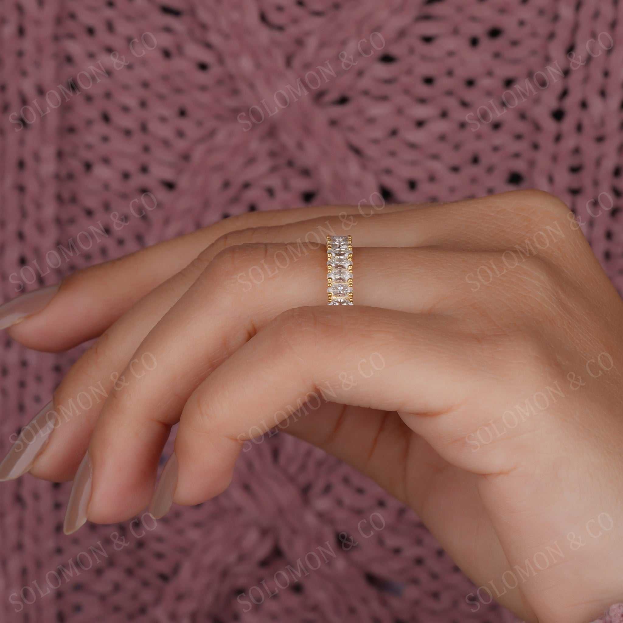 Shared Prong Unique Oval Anniversary Band