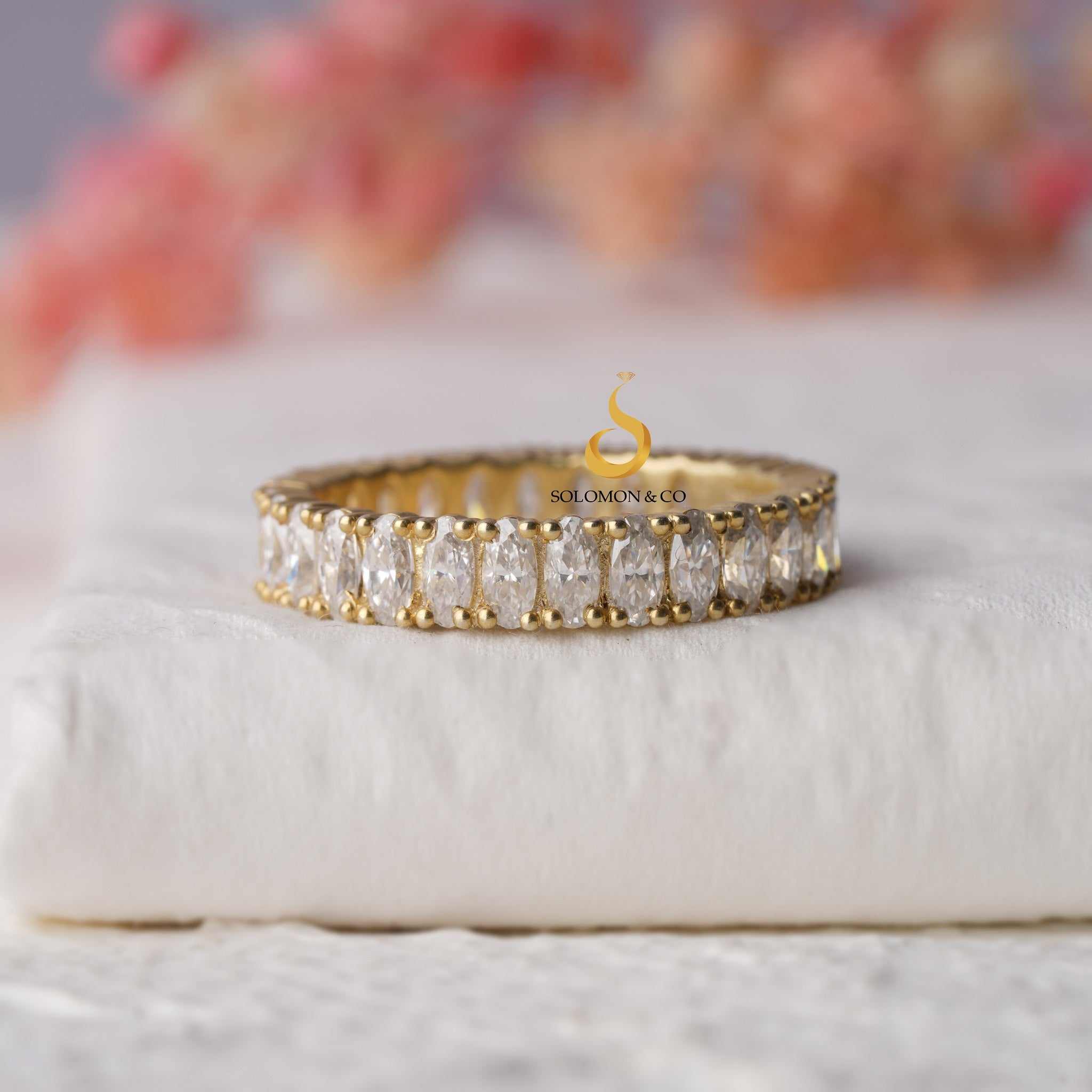 Shared Prong Unique Oval Anniversary Band