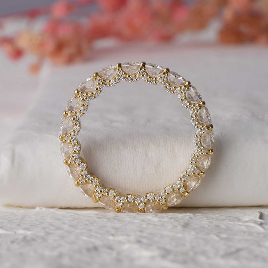 U Shaped Prongs 3D Round Wedding Ring