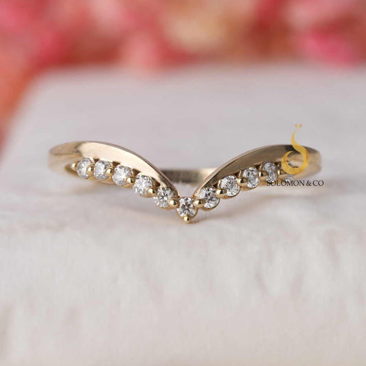 Delicate Thin Curve Wishbone Ring