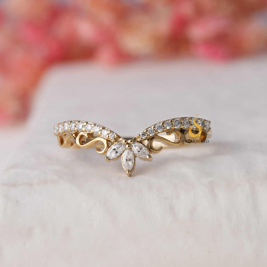 Vintage Inspired Curve Wedding Band