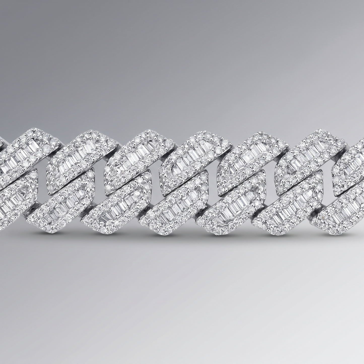 7.20 CTW Diamond Bracelet – 10K Gold